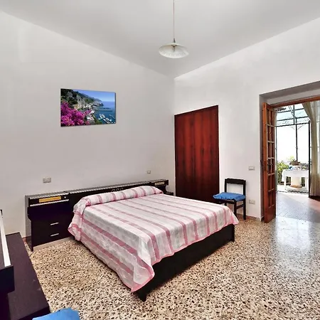 Iris Conca dei Marini